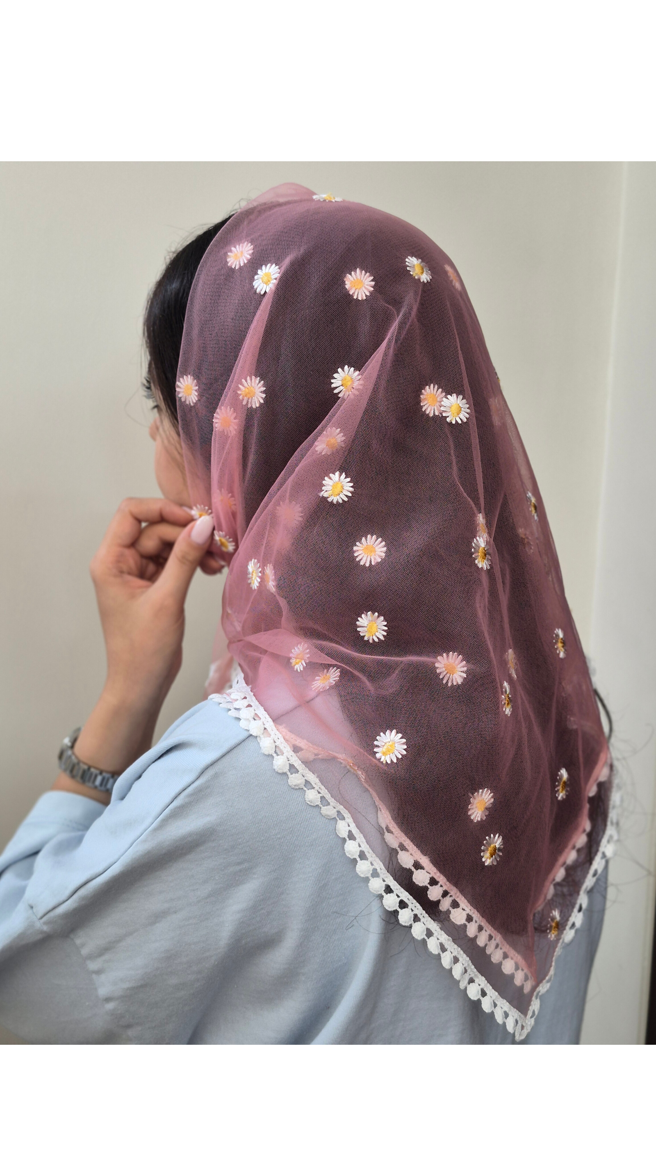 مینی اسکارف توری گل بابونه صورتی